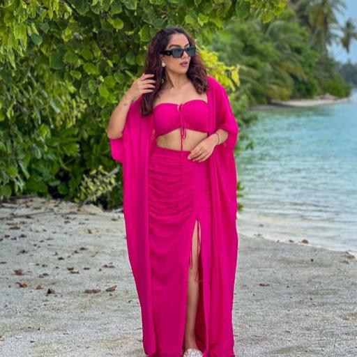 Aakriti Rana in Neon Nectar 3-Piece Set