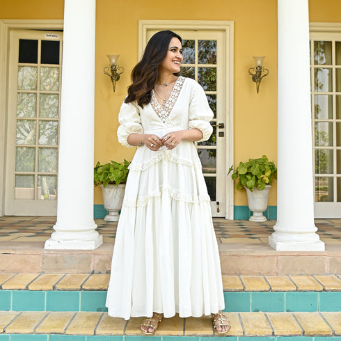 Pearly Lace Detailed Dress